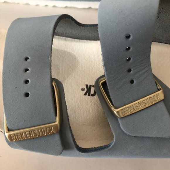 Birkenstock Arizona leather blue sandal. Size: 8, 9 - Picture 10 of 11